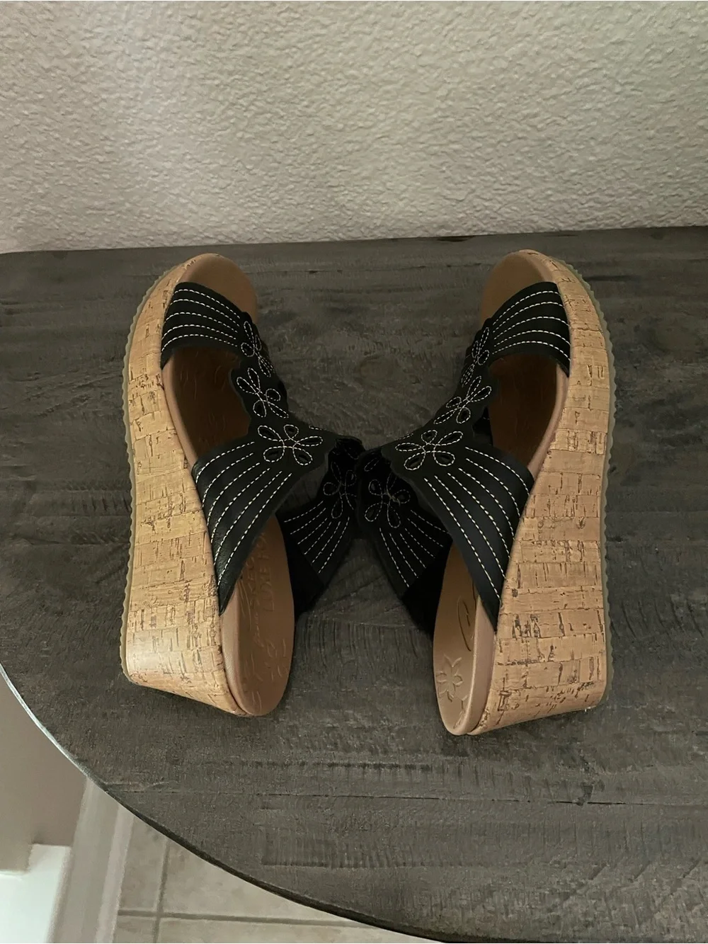 Skechers comfortable black